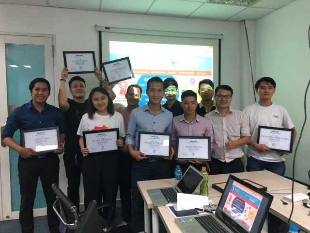 Khóa học Marketing Online chuyên sâu tại Đắk Nông  do Linh Nguyễn trực tiếp đào tạo. Đăng ký học Marketing Online 0932523569.
